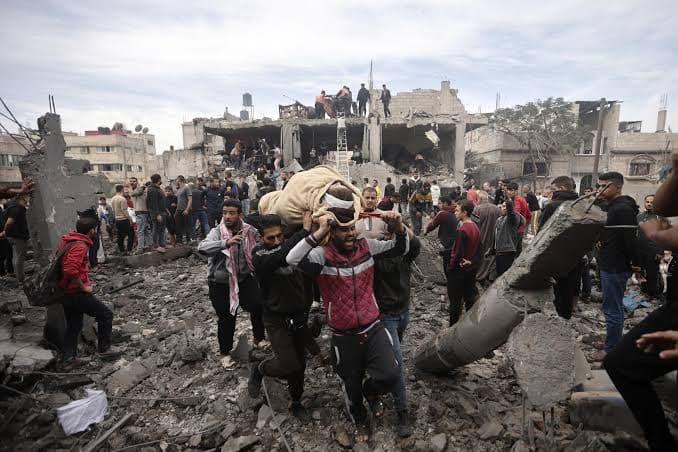 Emergency food packages and clean water being distributed to displaced families in Gaza